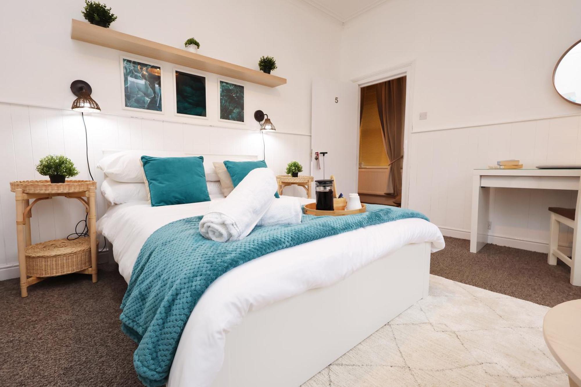 Cardiff City Guesthouse, Central Rooms, Fast Wi-Fi, On-Street Parking Ngoại thất bức ảnh